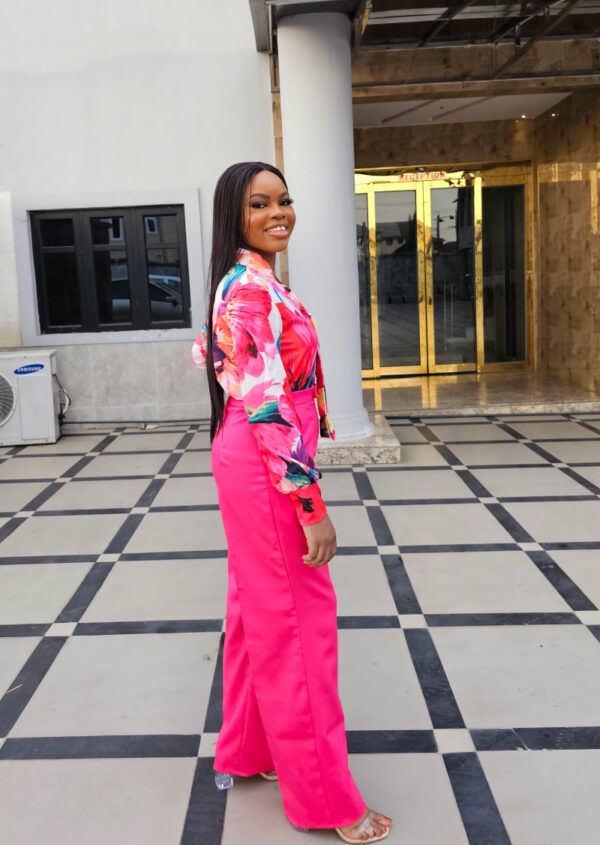 PINK FLORAL BLOUSE & TROUSER SET - Image 3