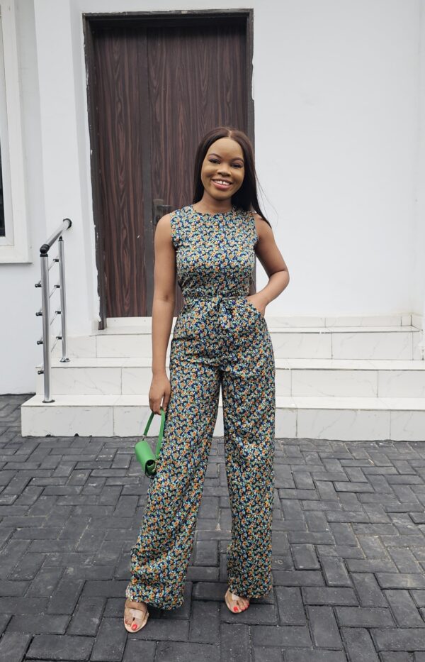LITTLE PRINT SLEEVELESS JUMPSUIT