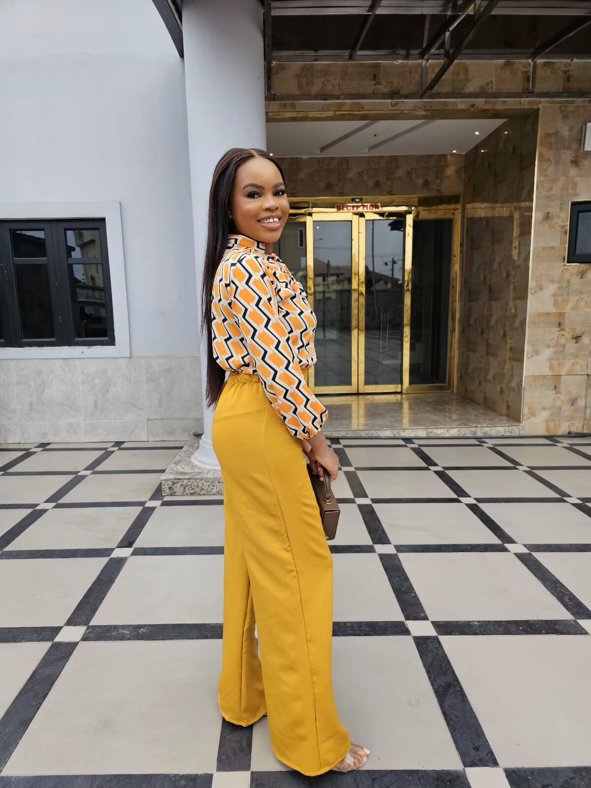 YELLOW TROUSER & BLOUSE CO-ORD - Image 4