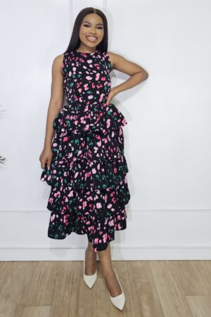 BLACK TIERED SLEEVELESS DRESS